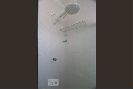 BANHEIRO de kitnet/studio para alugar com 1 quarto, 33m² em Bosque da Saúde, São Paulo