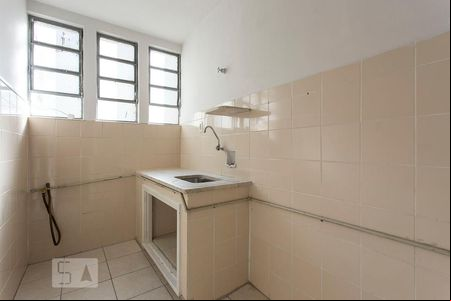 Cozinha de kitnet/studio à venda com 1 quarto, 42m² em República, São Paulo