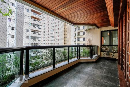 Varanda de apartamento para alugar com 4 quartos, 215m² em Moema, São Paulo