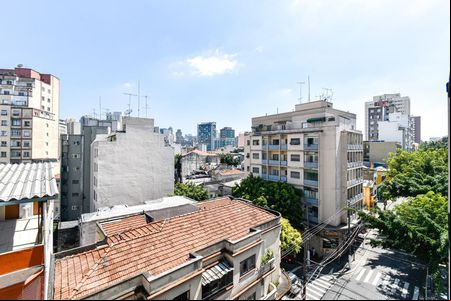 Varanda Sala, Quarto e Suíte - Vista de apartamento para alugar com 2 quartos, 82m² em Bela Vista, São Paulo