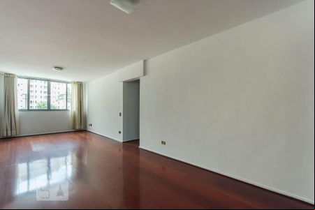Sala de apartamento para alugar com 3 quartos, 116m² em Samambaia Norte (samambaia), Brasília