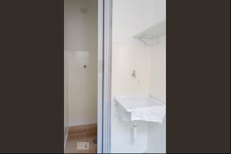 Área de serviço de apartamento à venda com 2 quartos, 62m² em Vila Marieta, Campinas