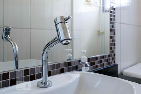 Banheiro (Torneira) de apartamento para alugar com 2 quartos, 55m² em Macedo, Guarulhos