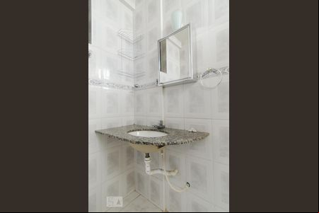 Banheiro de kitnet/studio à venda com 1 quarto, 38m² em Centro, Campinas