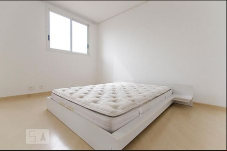 Sala/Quarto de kitnet/studio para alugar com 1 quarto, 41m² em Água Branca, São Paulo