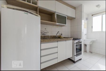 Cozinha de kitnet/studio para alugar com 1 quarto, 41m² em Água Branca, São Paulo