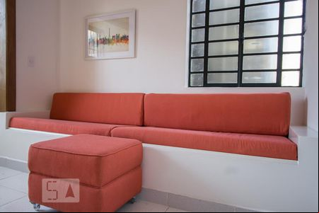 Sala detalhe de casa para alugar com 1 quarto, 41m² em Sumaré, São Paulo