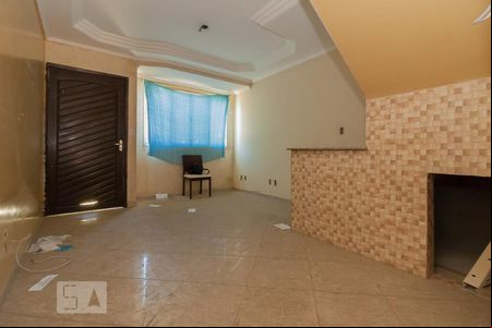 Sala de casa de condomínio para alugar com 2 quartos, 70m² em Jardim Flor do Campo, Guarulhos