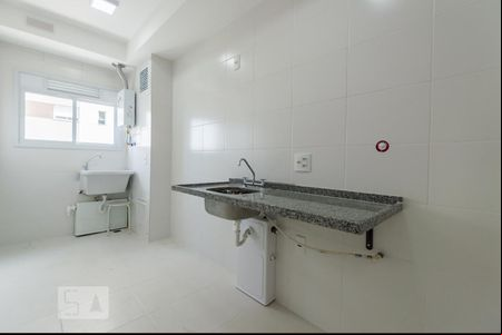 Cozinha de apartamento para alugar com 1 quarto, 41m² em Umuarama, Osasco
