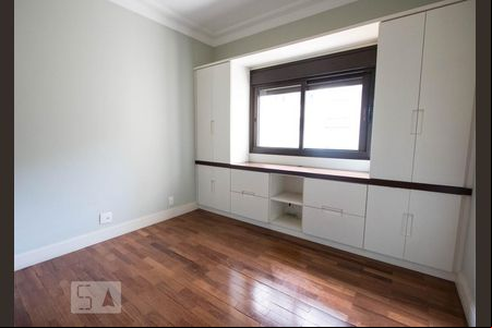 quarto 1 de apartamento para alugar com 4 quartos, 227m² em Real Parque, São Paulo