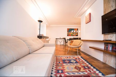 Sala de apartamento para alugar com 2 quartos, 82m² em Itaim Bibi, São Paulo