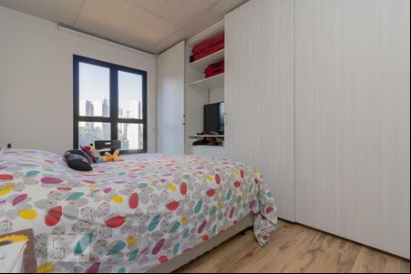 Quarto  de apartamento para alugar com 1 quarto, 70m² em Vila Suzana, São Paulo