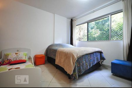 Quarto de apartamento para alugar com 1 quarto, 56m² em Jardim Arpoador, São Paulo