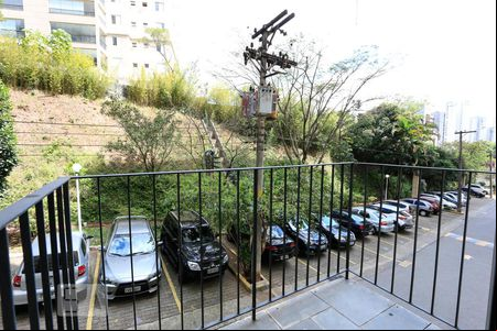 Apartamento para alugar com 80m², 3 quartos e 1 vagaVaranda