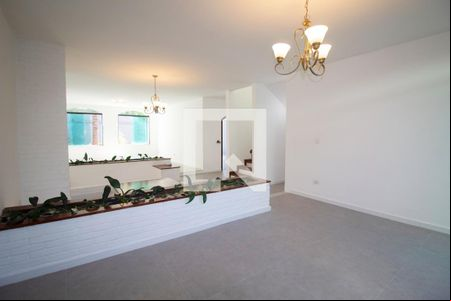 Sala de casa à venda com 5 quartos, 230m² em Sumaré, São Paulo