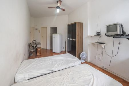 Quarto de kitnet/studio para alugar com 1 quarto, 21m² em Santa Teresa, Rio de Janeiro