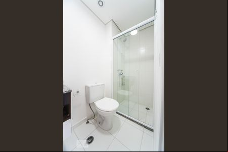 Banheiro de kitnet/studio à venda com 1 quarto, 36m² em Rudge Ramos, São Bernardo do Campo