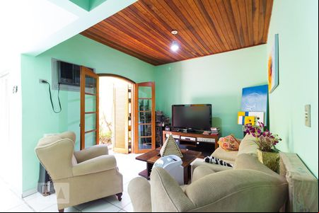 Sala de casa para alugar com 3 quartos, 150m² em Itaim Bibi, São Paulo