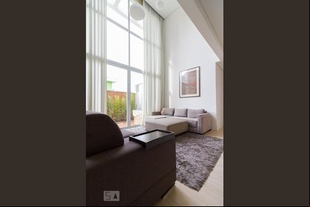 Sala de casa de condomínio para alugar com 4 quartos, 330m² em Adalgisa, Osasco
