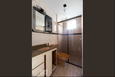 Banheiro social de apartamento à venda com 2 quartos, 70m² em Vila Campestre, São Paulo