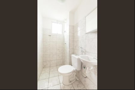 Banheiro Social de apartamento à venda com 2 quartos, 49m² em São João Batista (venda Nova), Belo Horizonte