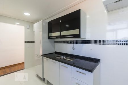 Cozinha de apartamento para alugar com 3 quartos, 59m² em Macedo, Guarulhos