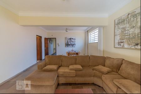 Sala de casa para alugar com 4 quartos, 385m² em Jardim Paraíso, Campinas