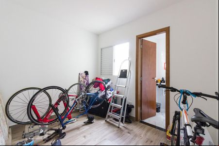 Suite 1 de casa de condomínio à venda com 2 quartos, 60m² em Vila Vitório Mazzei, São Paulo