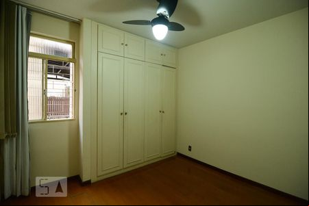 Suíte de apartamento para alugar com 3 quartos, 100m² em Santo Antônio, Belo Horizonte