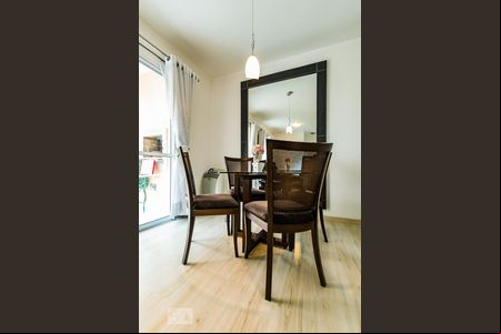 Sala de apartamento para alugar com 2 quartos, 59m² em Loteamento Center Santa Genebra, Campinas