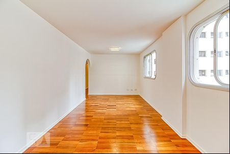 Sala de apartamento para alugar com 3 quartos, 112m² em Itaim Bibi, São Paulo