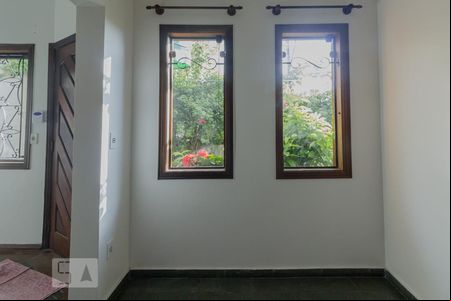 Sala de casa para alugar com 3 quartos, 180m² em Campestre, Santo André