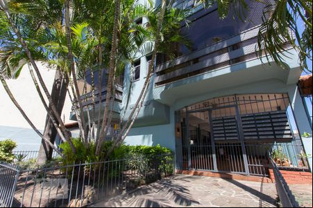Fachada de apartamento para alugar com 1 quarto, 47m² em Medianeira, Porto Alegre