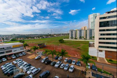 Vista da Janela 01 na Sala de apartamento para alugar com 1 quarto, 40m² em Asa Sul, Brasília