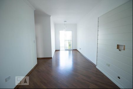 Sala de apartamento para alugar com 3 quartos, 77m² em Vila Valparaíso, Santo André