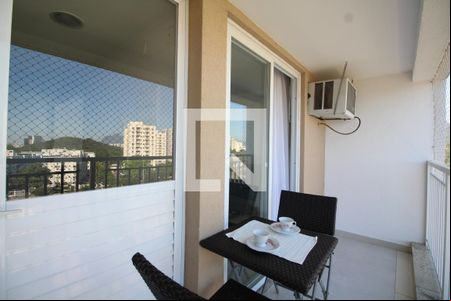 Varanda de apartamento para alugar com 2 quartos, 64m² em Jacarepaguá, Rio de Janeiro