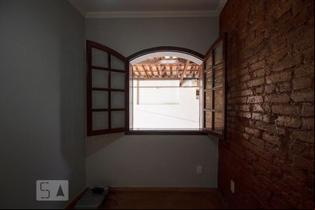 Quarto de casa à venda com 3 quartos, 100m² em Lagoinha, Belo Horizonte