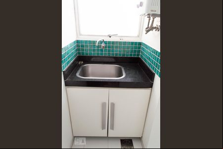 lavanderia de apartamento para alugar com 2 quartos, 67m² em Nonoai, Porto Alegre
