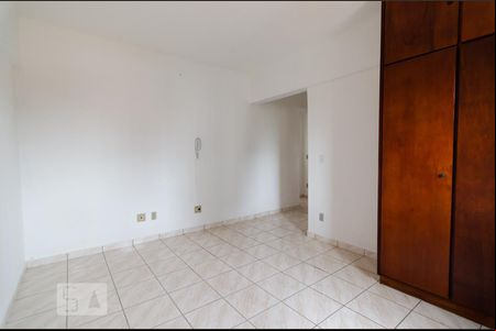 Sala/Quarto  de kitnet/studio à venda com 1 quarto, 26m² em Vila Itapura, Campinas