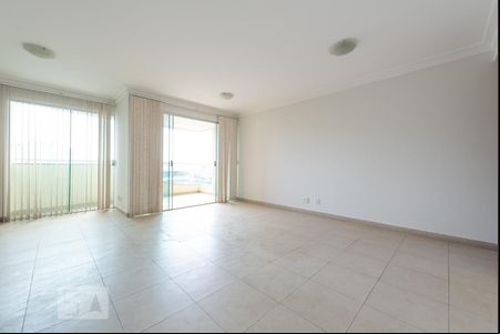 Sala de apartamento para alugar com 3 quartos, 94m² em Alto da Glória, Goiânia