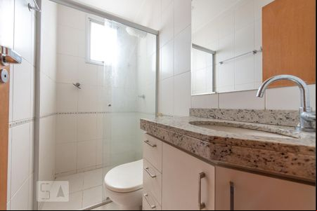 Banheiro Social de apartamento para alugar com 3 quartos, 94m² em Alto da Glória, Goiânia
