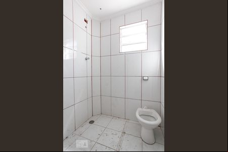 Banheiro de casa de condomínio para alugar com 1 quarto, 45m² em Centro, Guarulhos
