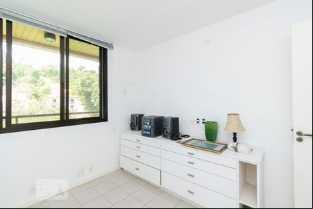 Quarto 1 de apartamento à venda com 3 quartos, 100m² em Maceió, Niterói