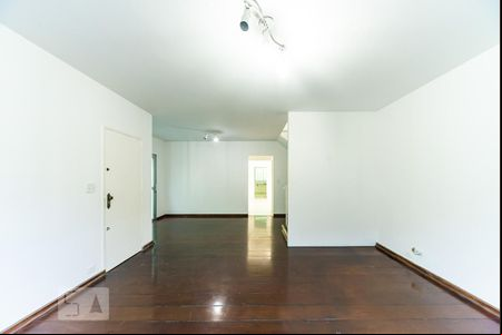 Sala de casa para alugar com 4 quartos, 262m² em Vila Alpina, Santo André