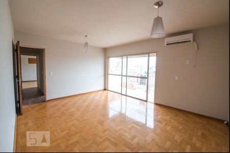Sala de Estar de apartamento para alugar com 2 quartos, 100m² em Centro, Novo Hamburgo