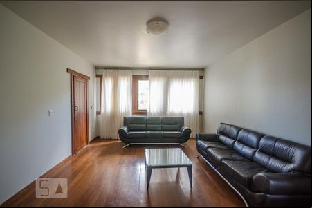 Sala de casa para alugar com 4 quartos, 440m² em Belvedere, Belo Horizonte