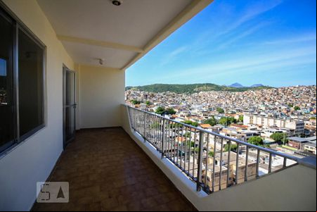 Vista da Sala de apartamento para alugar com 3 quartos, 350m² em Penha, Rio de Janeiro