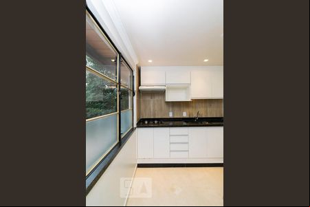 Cozinha de casa para alugar com 1 quarto, 55m² em Gragoatá, Niterói