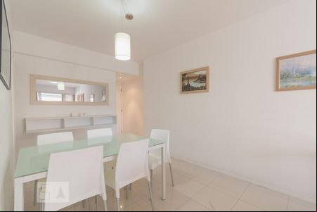 Sala de apartamento para alugar com 3 quartos, 95m² em Botafogo, Rio de Janeiro