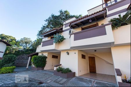 Fachada de casa de condomínio para alugar com 3 quartos, 163m² em Cristal, Porto Alegre